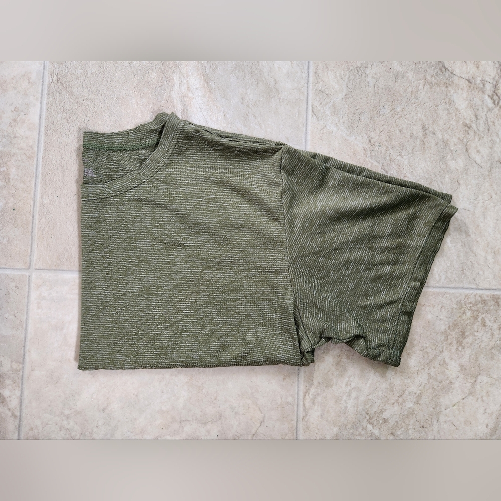 Z By Zella Cropped Athletic Top - Size Medium - Picture 10 of 10